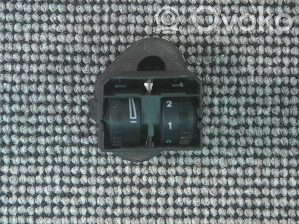 Headlight level height control switch   2K0941333B