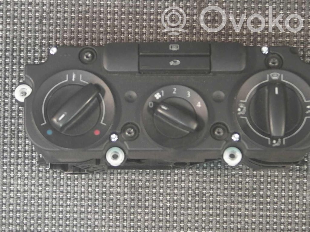 Volkswagen Caddy Climate control unit 