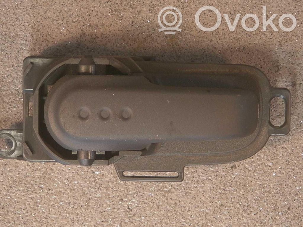 Nissan Micra Rankenėlė atidarymo vidinė 