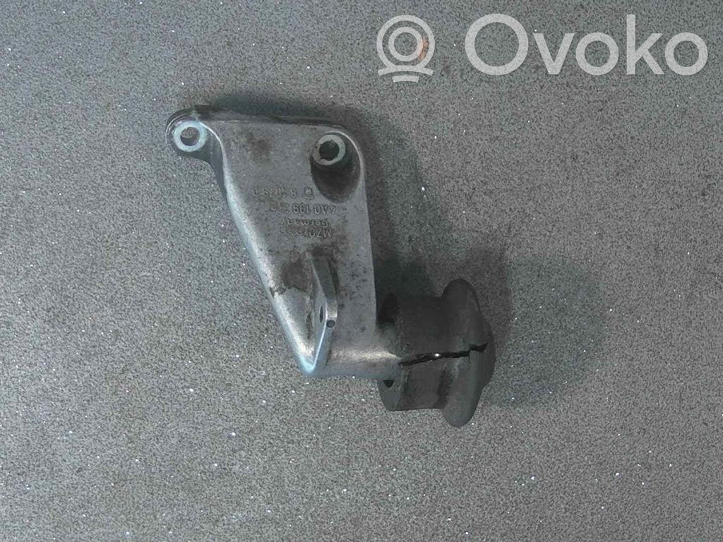 Engine mount bracket   4A0199343