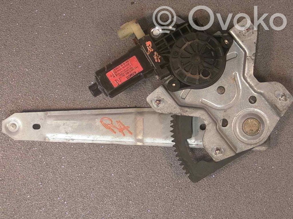Motor del regulador de la ventanilla de la puerta delantera