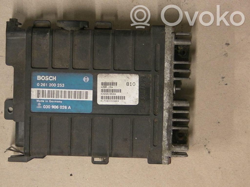 Volkswagen Polo II 86C 2F Engine control unit/module 