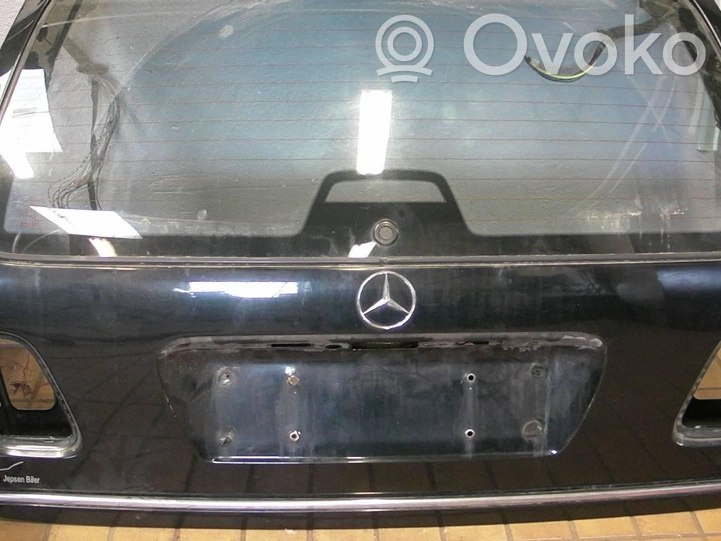 Tailgate/trunk/boot lid