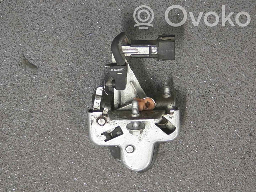Loading door lock   MKONTAKT