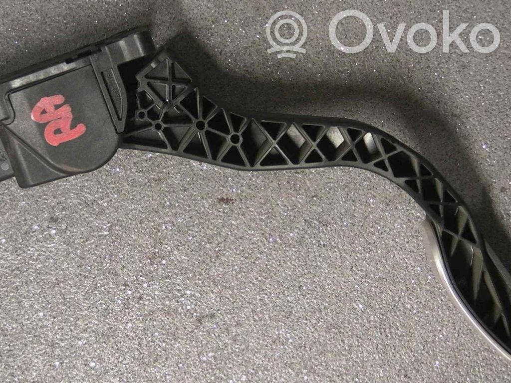 Peugeot 206 Accelerator throttle pedal 