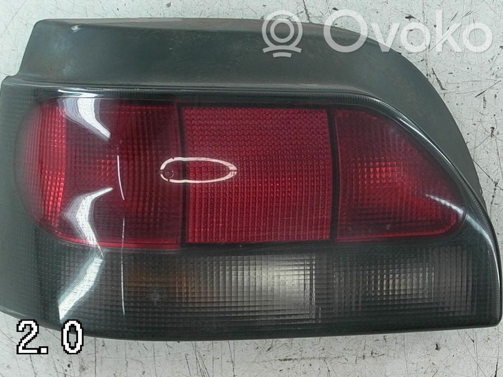 Renault Clio I Lampada fanale posteriore 
