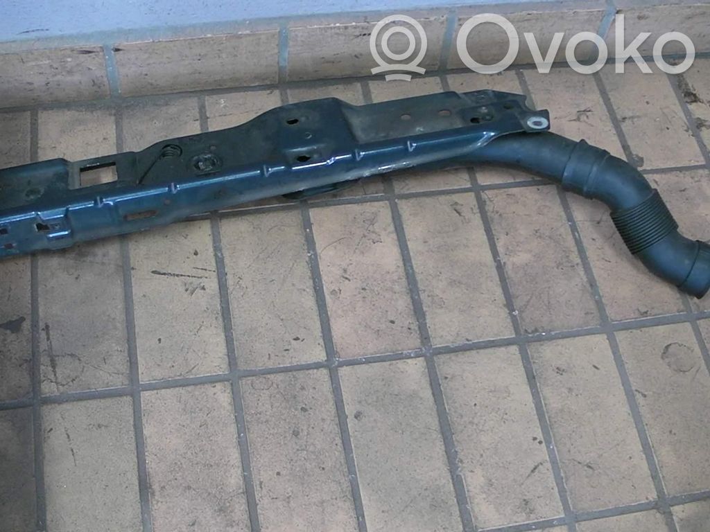 Opel Corsa C Radiateur panneau supérieur d'admission d'air 