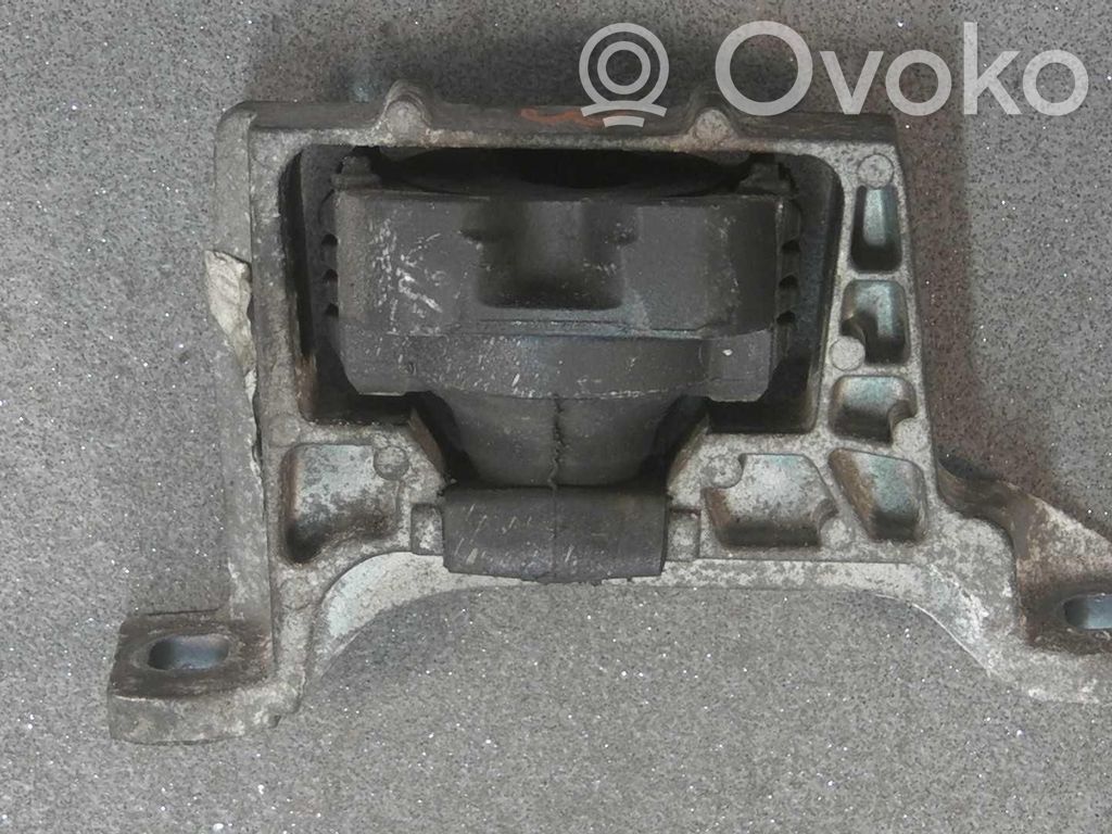 Moottorin kiinnikekorvake