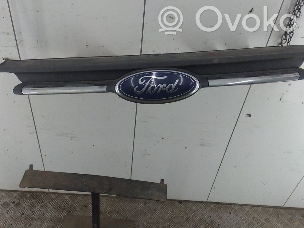 Front grill   2205558,BK218200DA