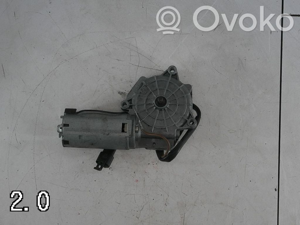 Opel Calibra Takalasinpyyhkimen moottori 