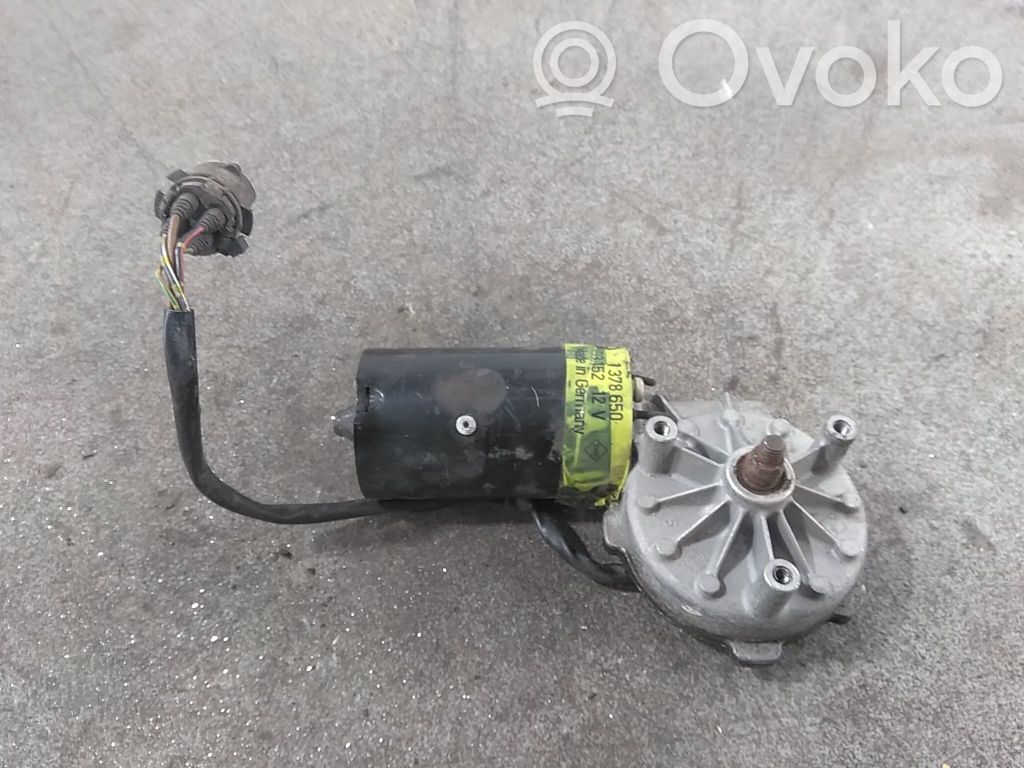 BMW 5 E39 Valytuvų varikliukas 