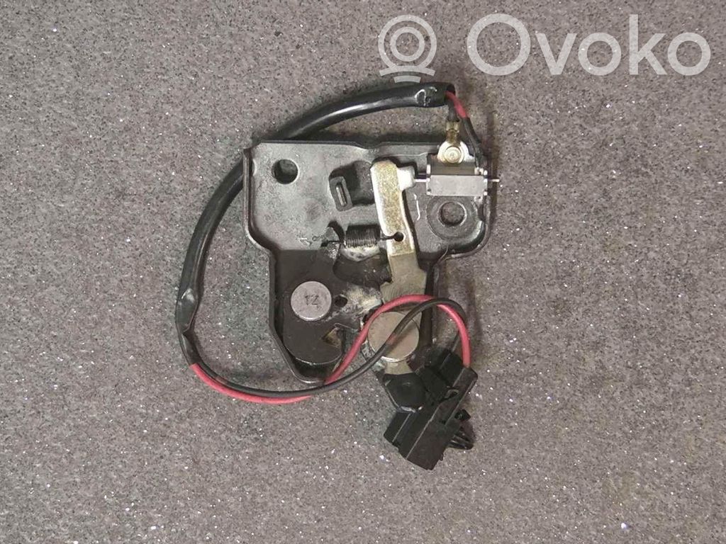 Nissan Primera Loading door lock 