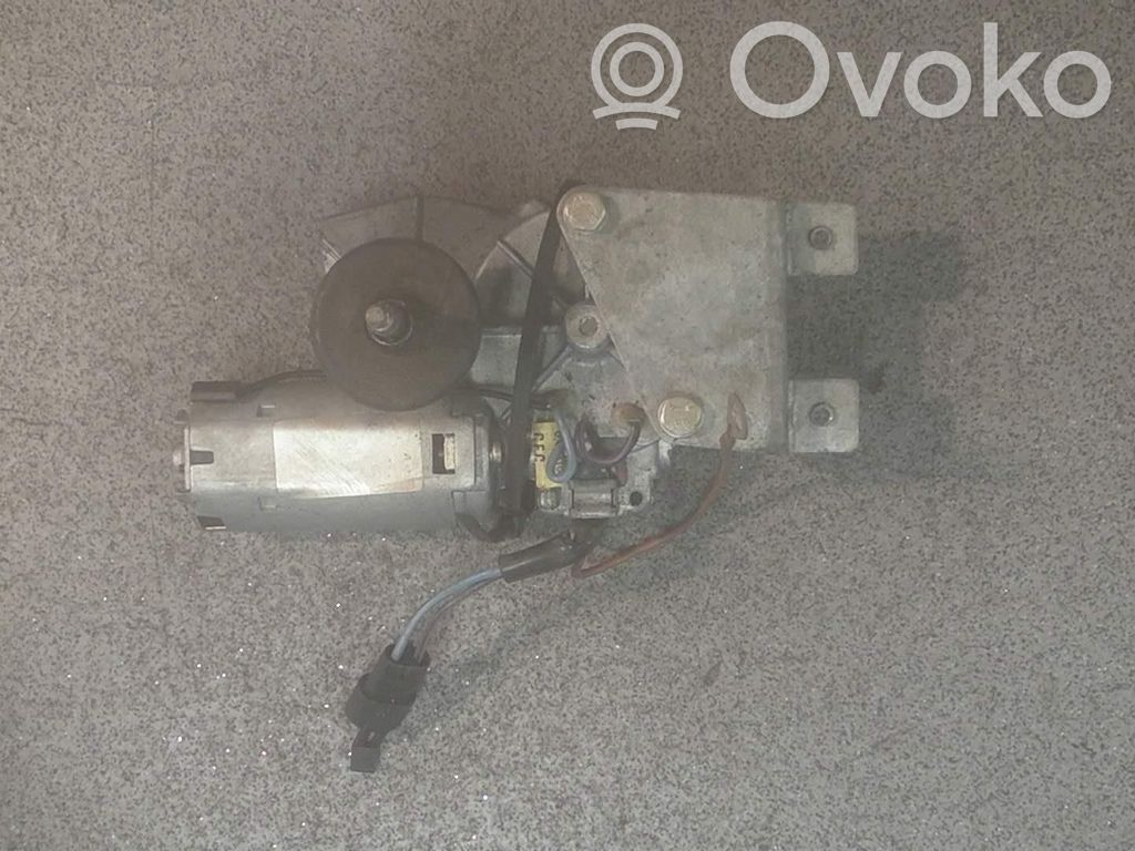 Opel Kadett E Galinio stiklo valytuvo varikliukas 