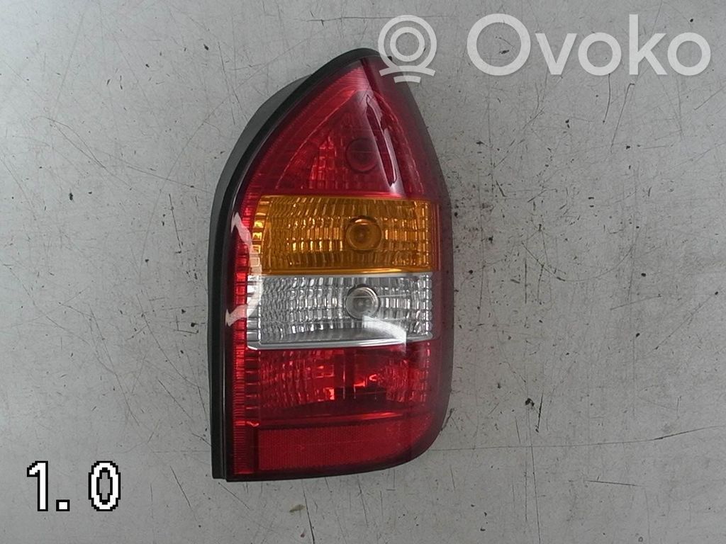 Lámpara de faros/luces traseros