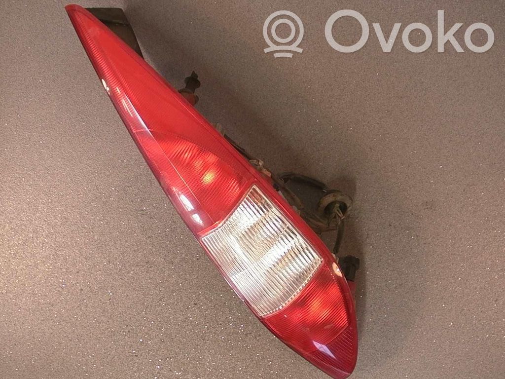 Lámpara de faros/luces traseros