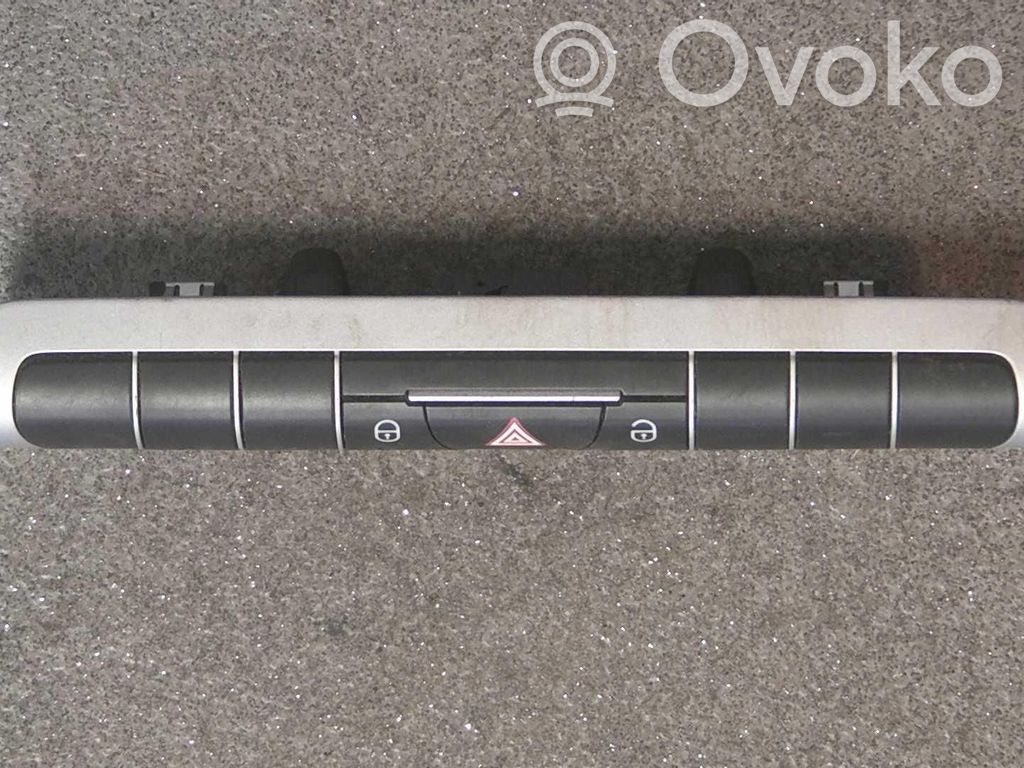Smart ForTwo II Otros interruptores/perillas/selectores 