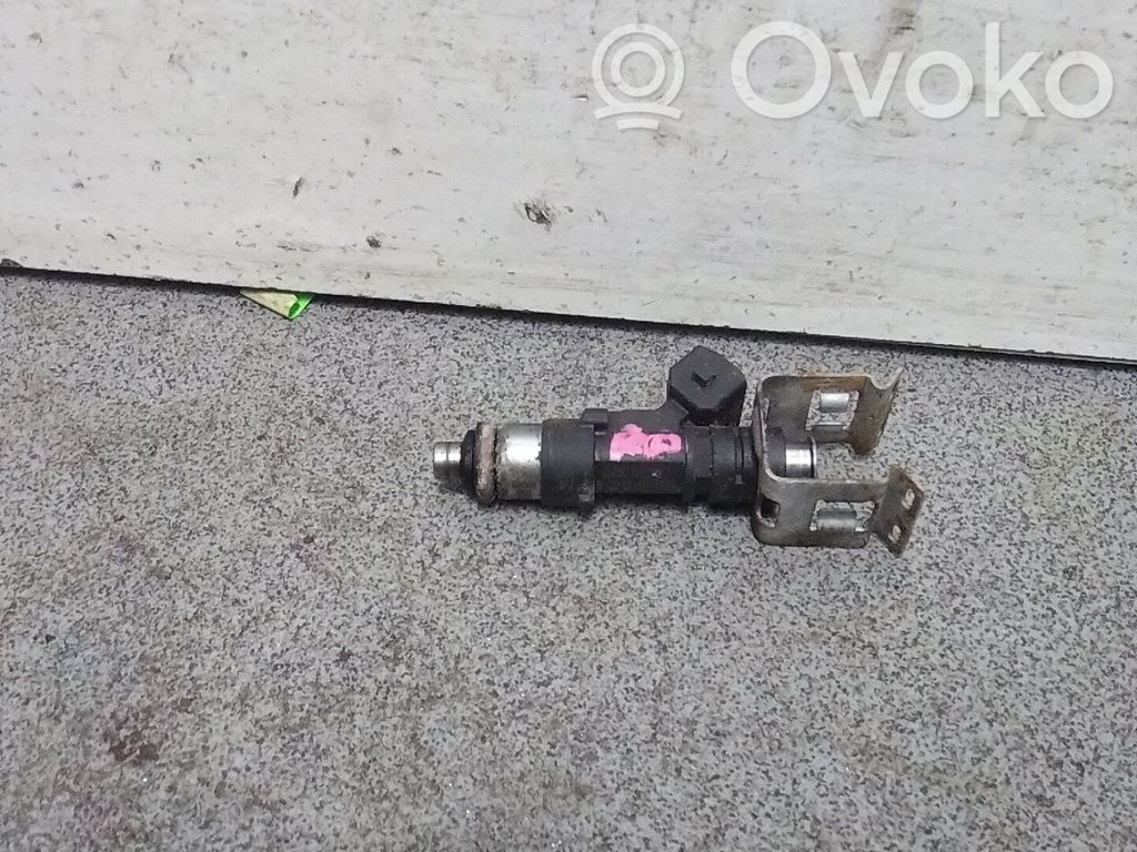 Polttoainesuutin   8A6G9F593AA,1538984