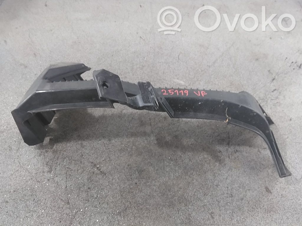 Halterung Scheinwerfer   57722SG020
