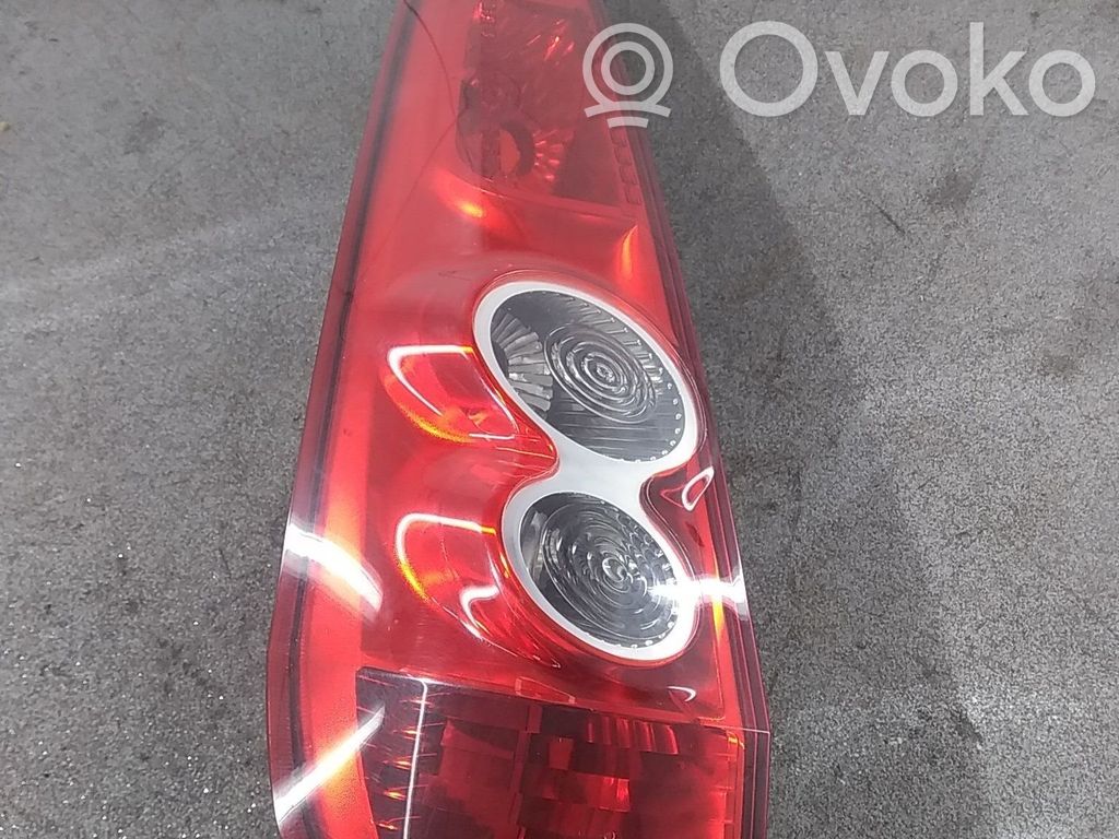 Lámpara de faros/luces traseros   1437626