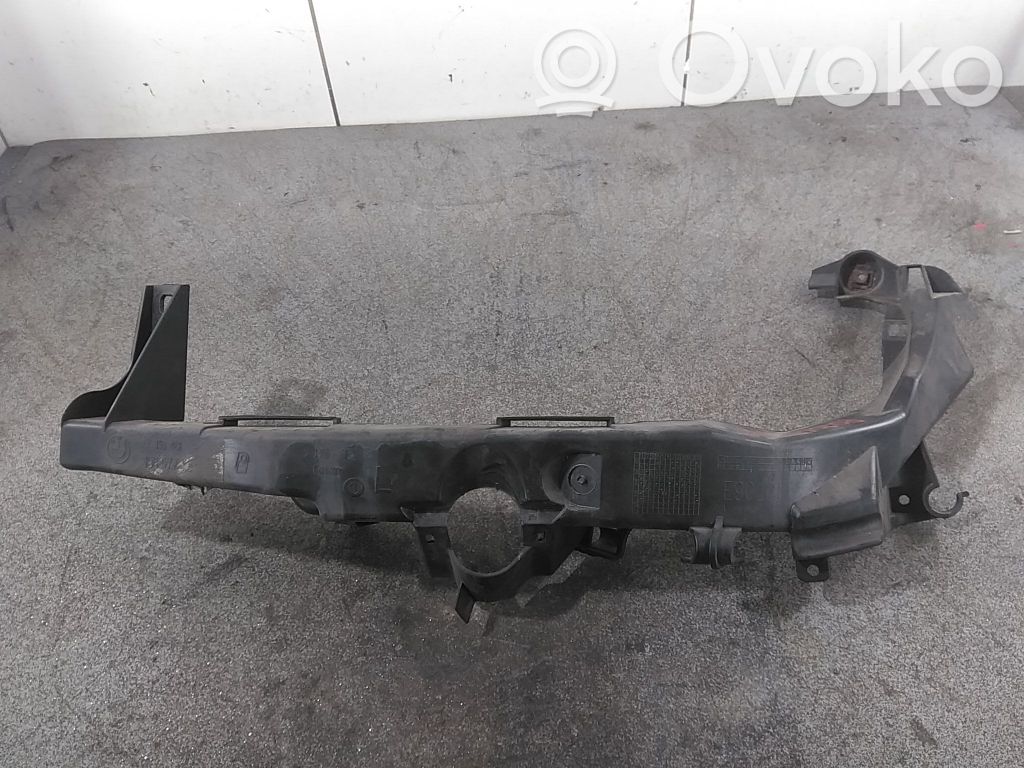BMW 3 E90 E91 Headlight/headlamp mounting bracket 