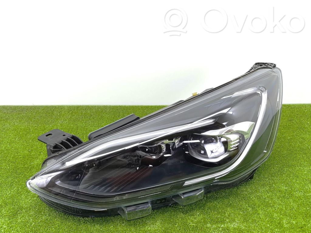 Ford Focus Headlight/headlamp 