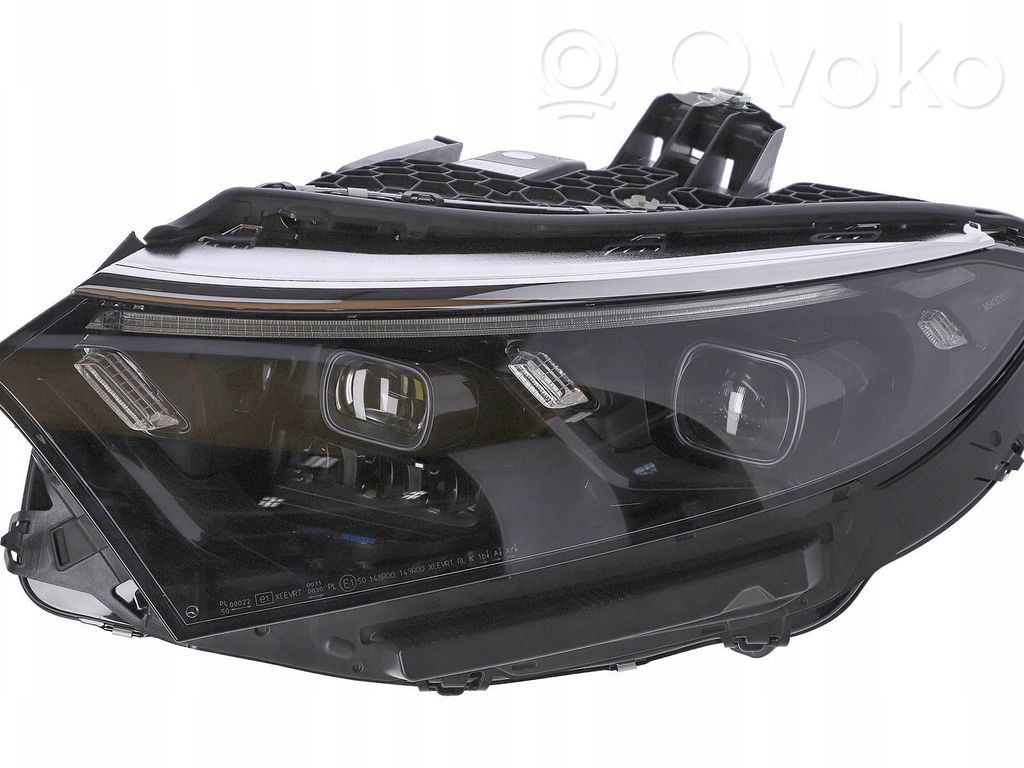 Mercedes-Benz E AMG W210 Lampa przednia 
