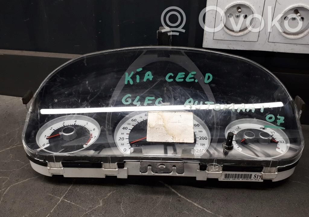 KIA Ceed Licznik / Prędkościomierz 