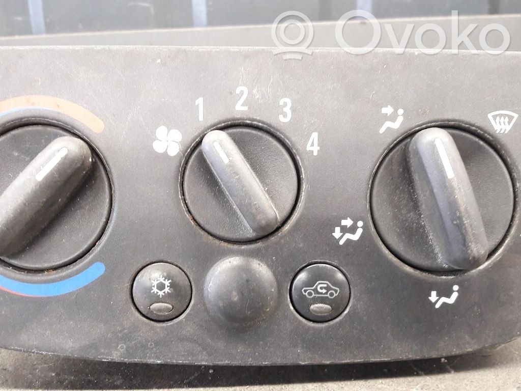 Opel Corsa C Climate control unit 