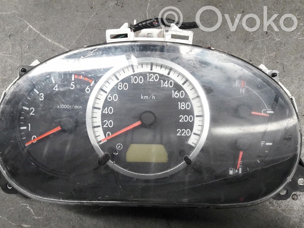 Mazda 5 Spidometrs (instrumentu panelī) 