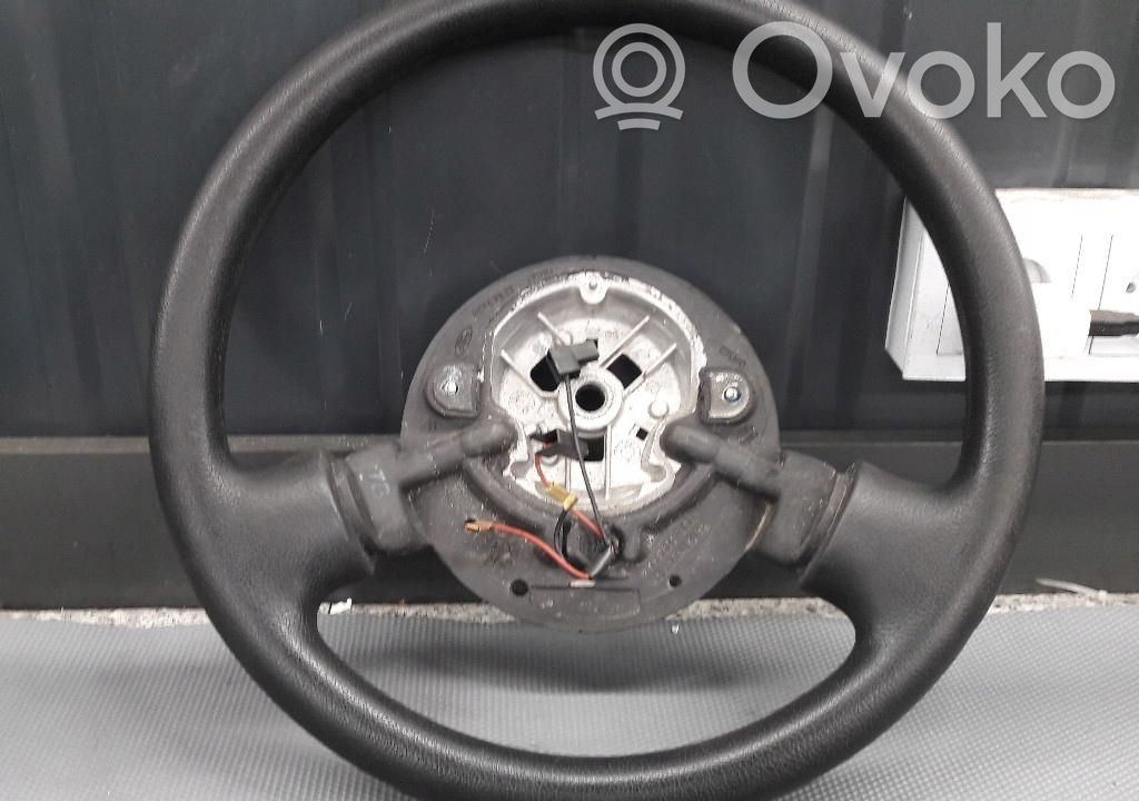 Ford Fiesta Ohjauspyörä 