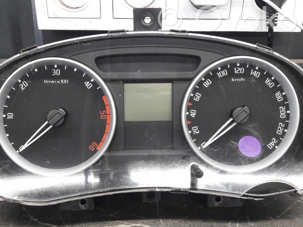 Skoda Fabia Mk2 (5J) Vitezometru (grup de instrumente) 