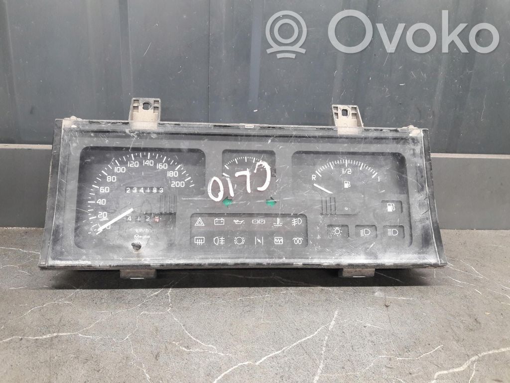 Renault Clio I Speedometer (instrument cluster) 