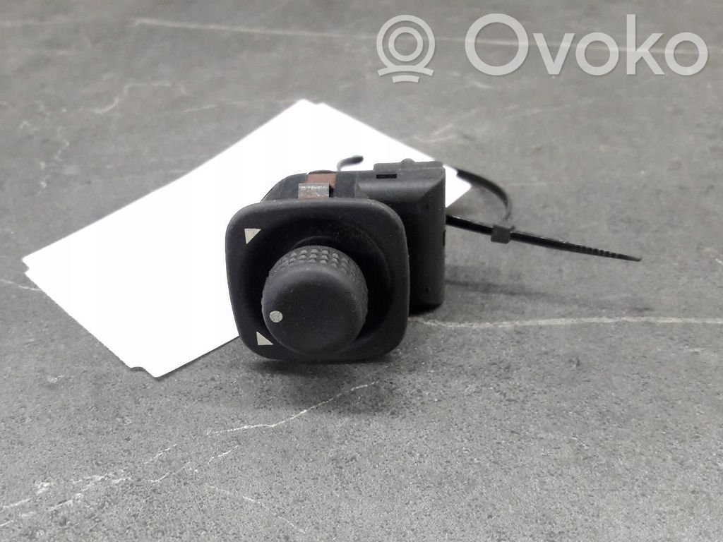 Ford Scorpio Wing mirror switch 