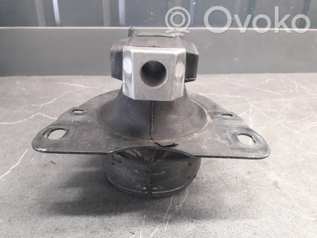 Renault Laguna I Engine mount vacuum valve 