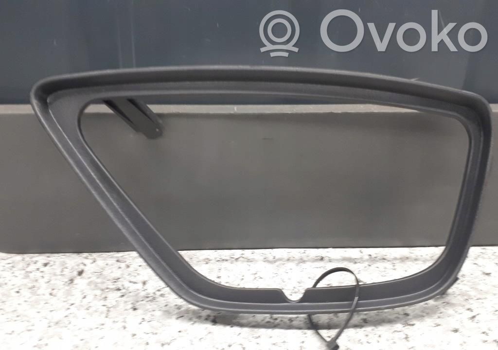 Ford Focus Moldura/rejilla de la luz antiniebla delantera 