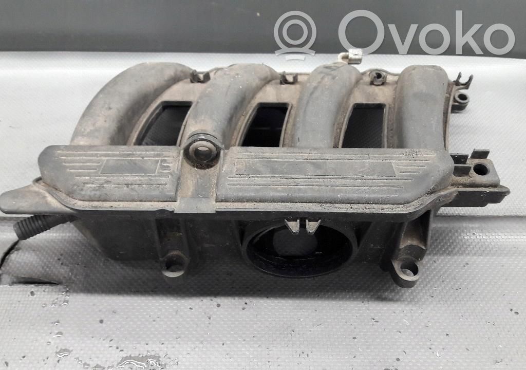 Renault Megane I Kolektorius įsiurbimo 