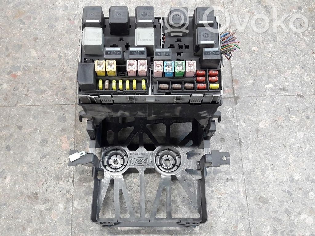 Ford Transit Saugiklių dėžė (komplektas) 