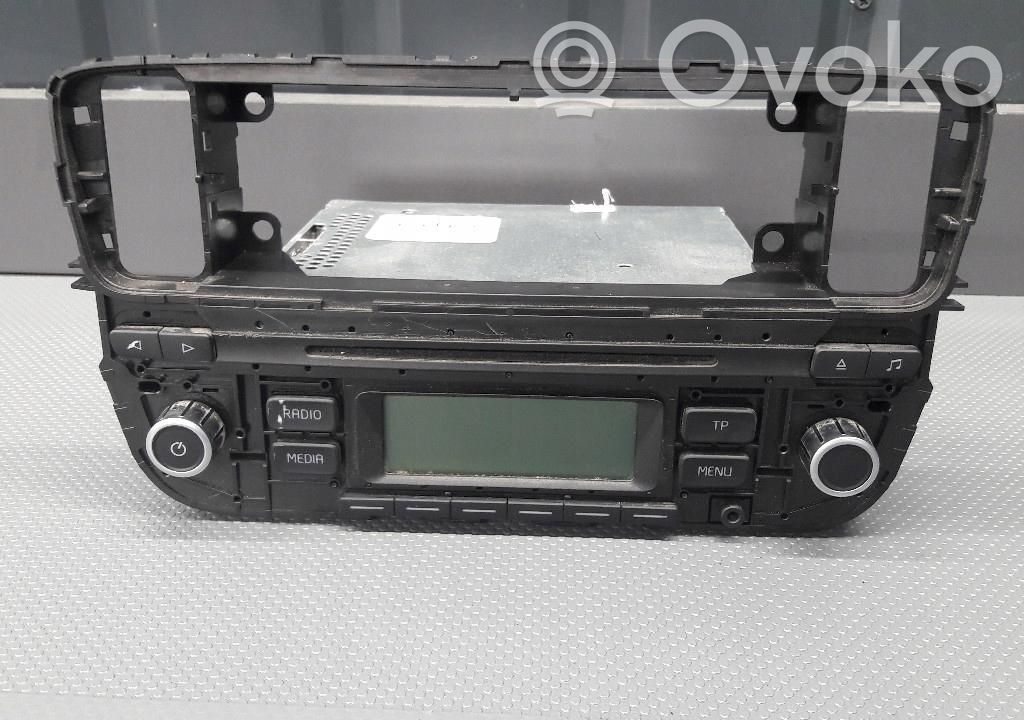 Skoda Citigo Radio/CD/DVD/GPS head unit 