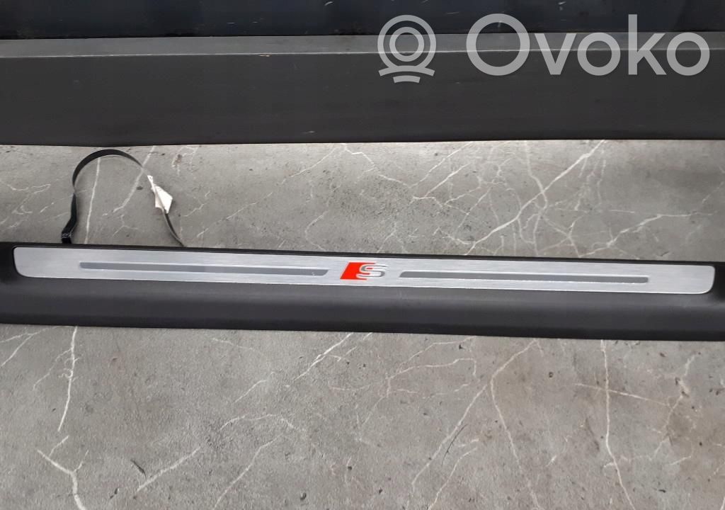 Audi Q3 F3 Listwa progowa przednia / nakładka 