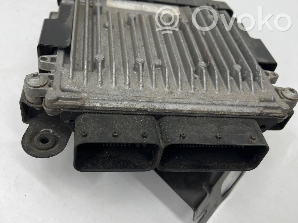 Mercedes-Benz E C207 W207 Komputer / Sterownik ECU silnika 