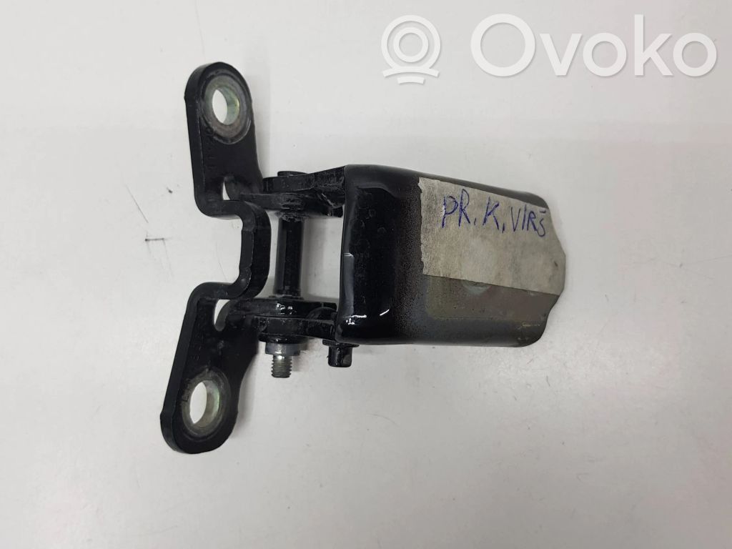 Front door upper hinge   T122003,07620