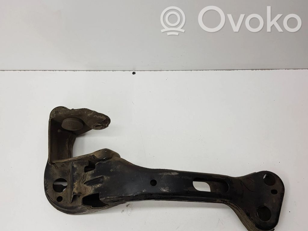 BMW X3 E83 Gearbox mounting bracket 