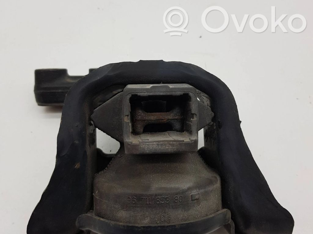 Citroen DS3 Engine mount bracket 