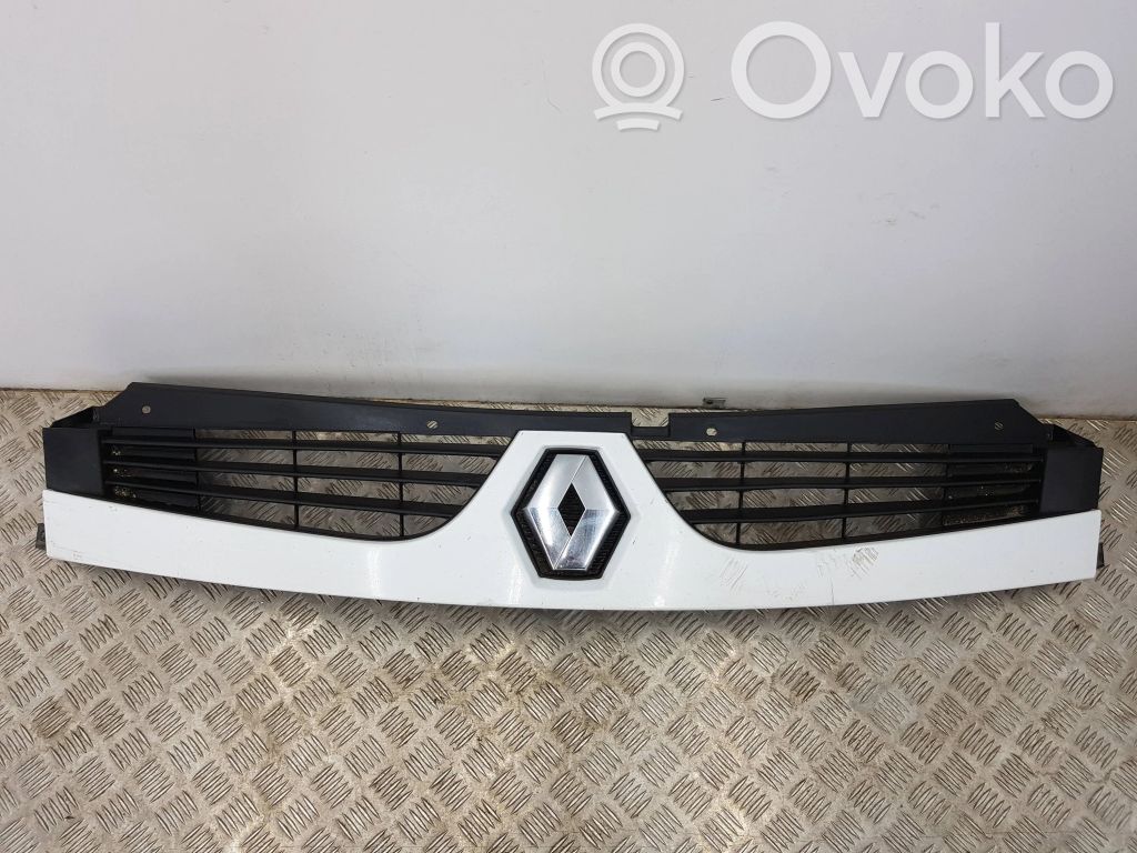 Renault Master II Front grill 