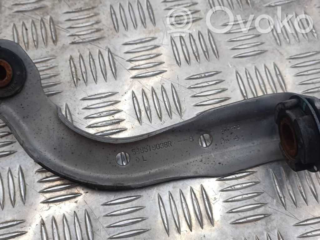 Renault Zoe Engine mounting bracket 