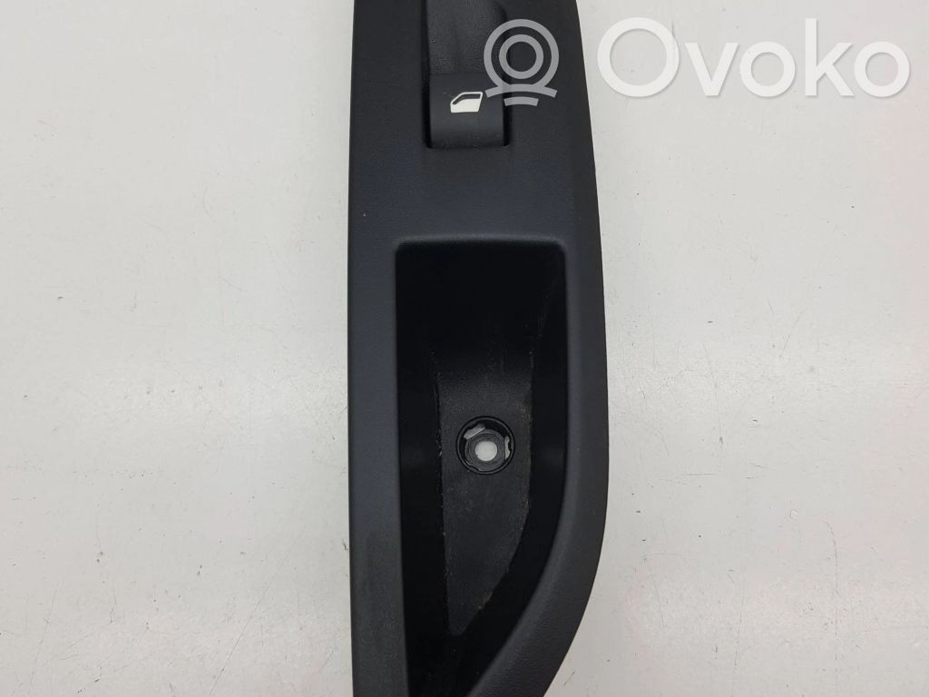 Peugeot 2008 II Electric window control switch 