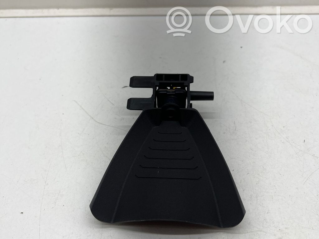 BMW 2 F46 Windshield/windscreen camera 