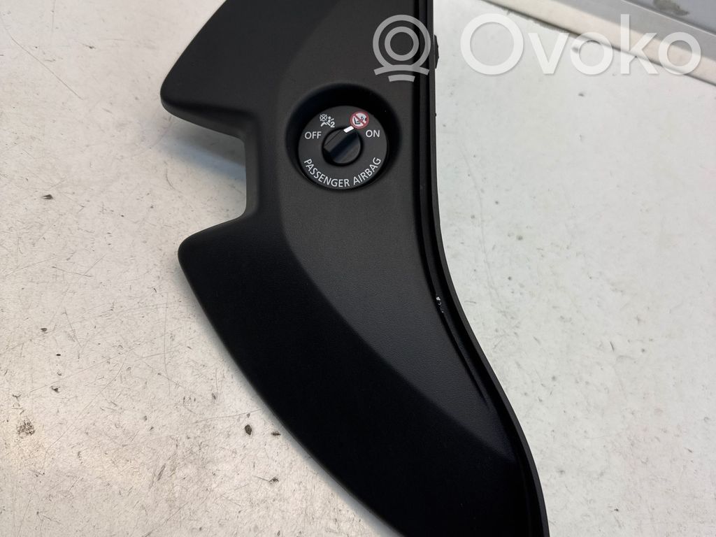 Renault Megane IV Dashboard side end trim 