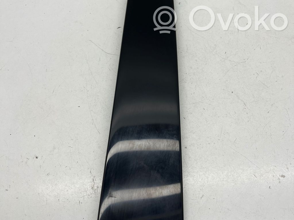 Citroen C4 II Picasso Moulures des vitres de la porte avant 