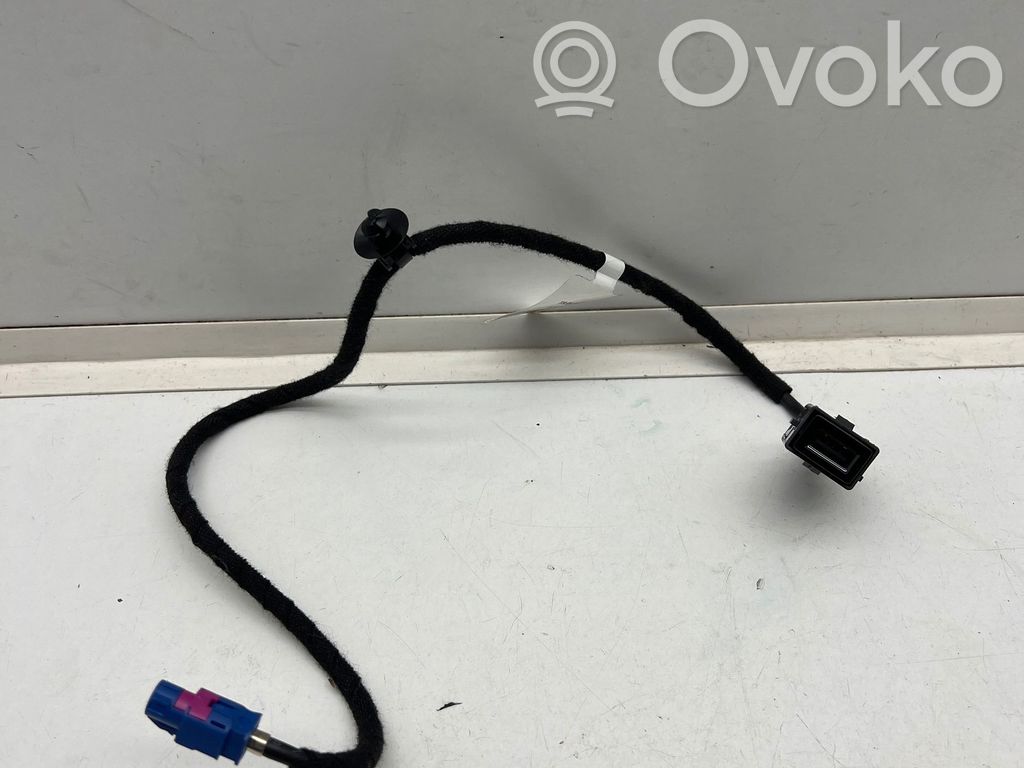 Citroen C4 II Picasso Enchufe conector USB 